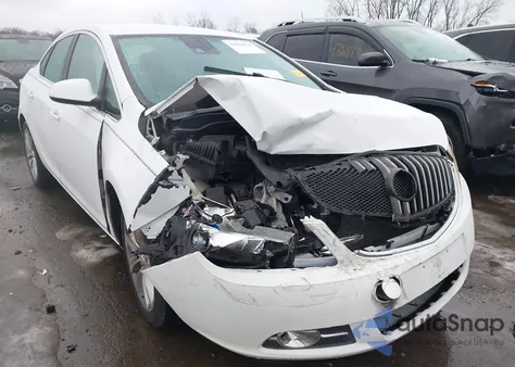 2015 Buick Verano Convenience Group z USA, uszkodzony, nr VIN 1G4PR5SK1F4103005